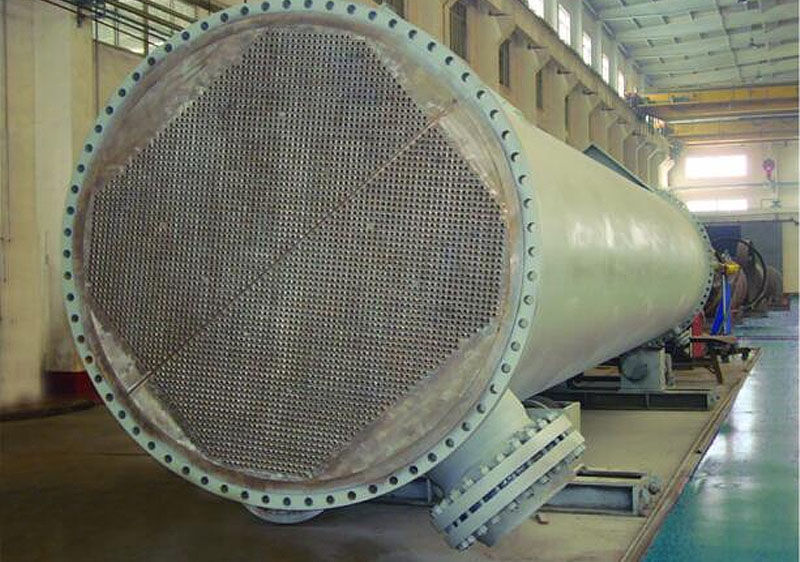 F=600m2鋯管加熱器